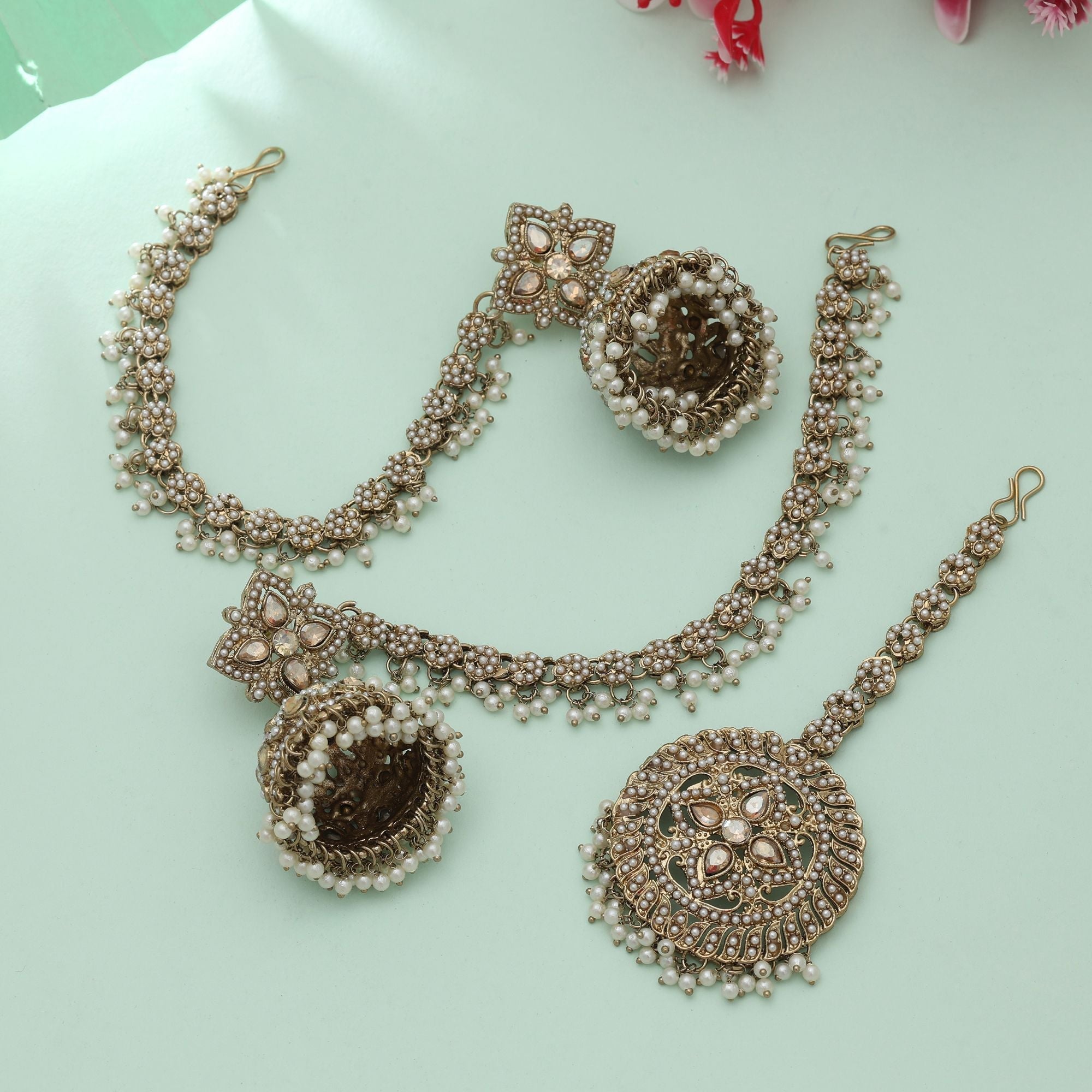 Gold Color Big Jhumka Kundan Earrings Tikka Set Premium