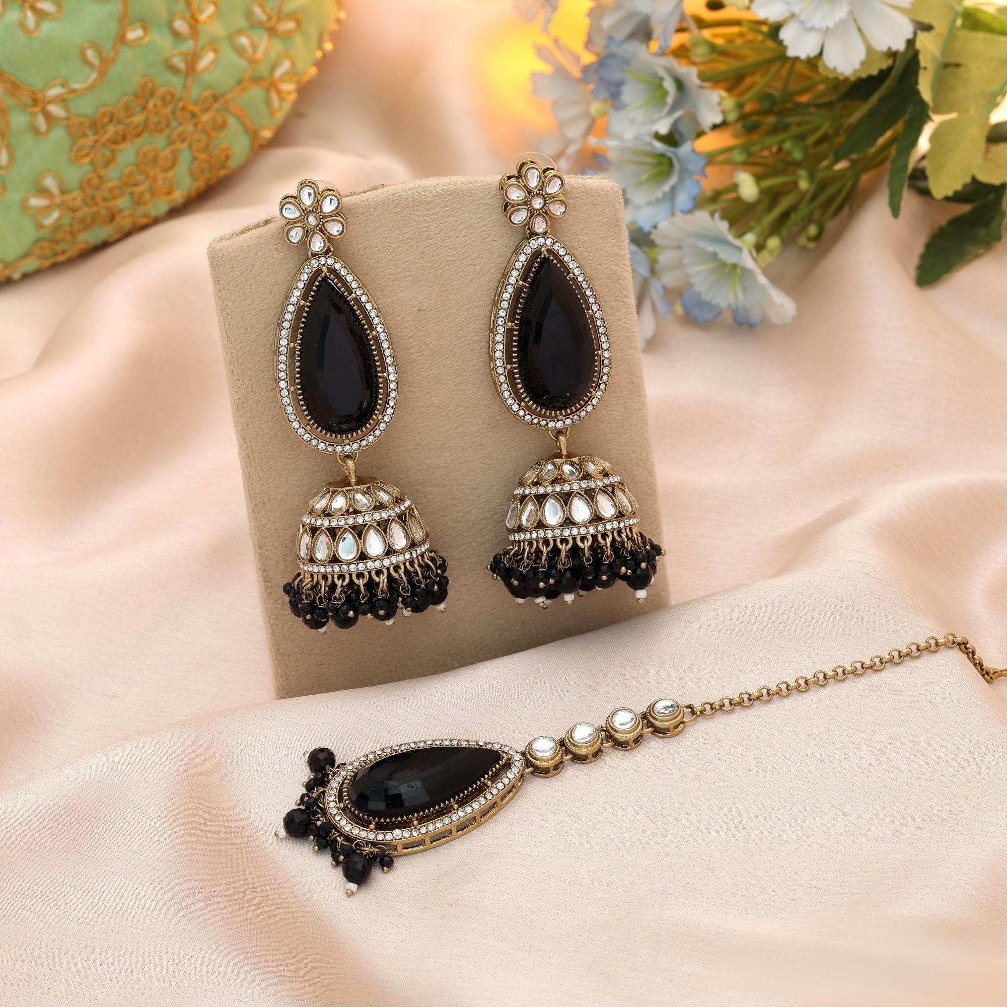 Black Color Kundan Earrings Tikka Set Ethnic Fashion