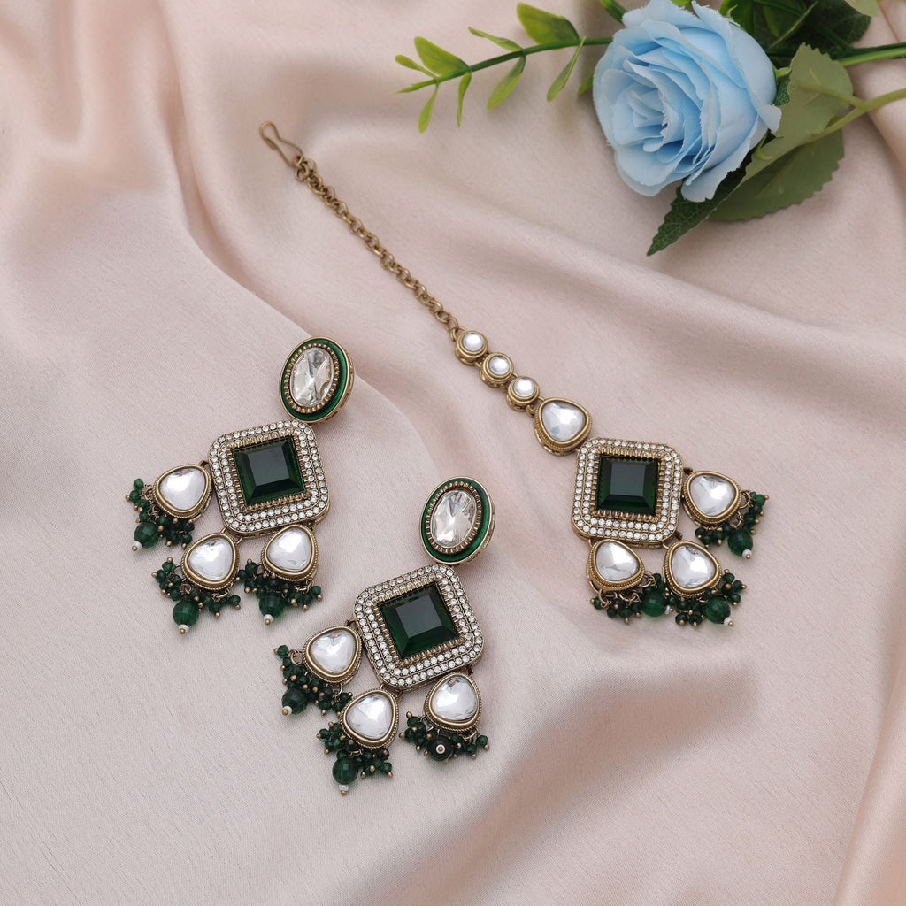 Green Color Kundan Earrings Tikka Set Party Wear