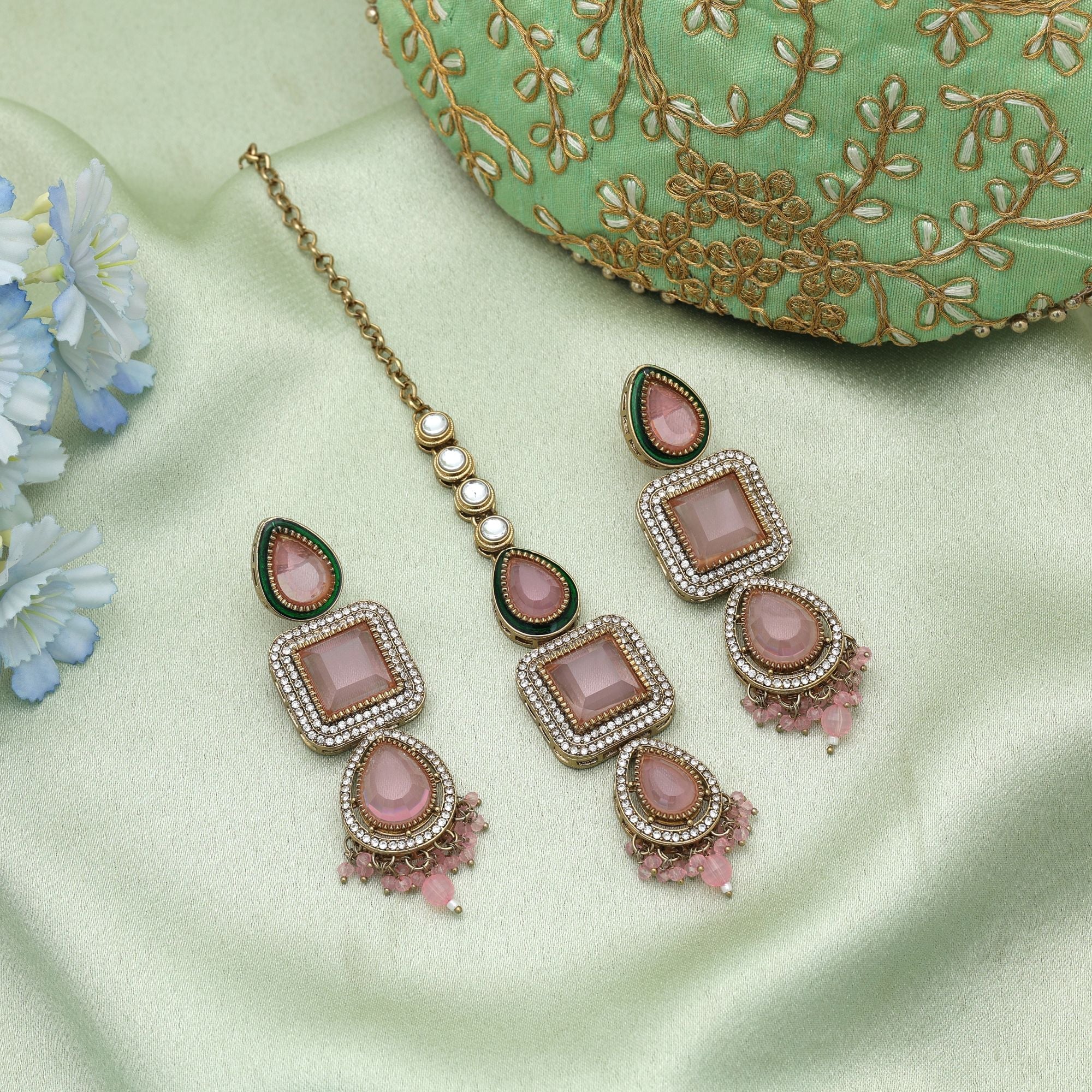 Light Pink Color Kundan Earrings Tikka Set Ethnic Design