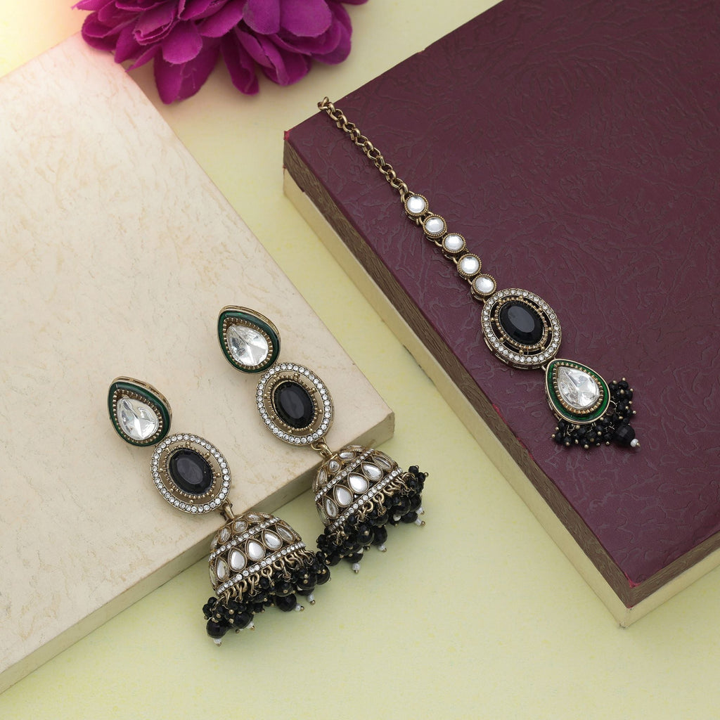 Black Color Kundan Earrings Tikka Set Party Collection