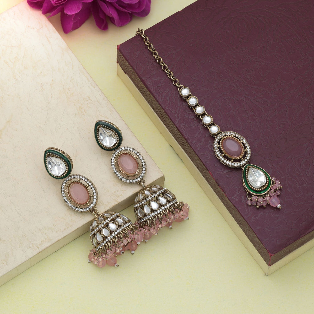 Light Pink Color Kundan Earrings Tikka Set Party Wear
