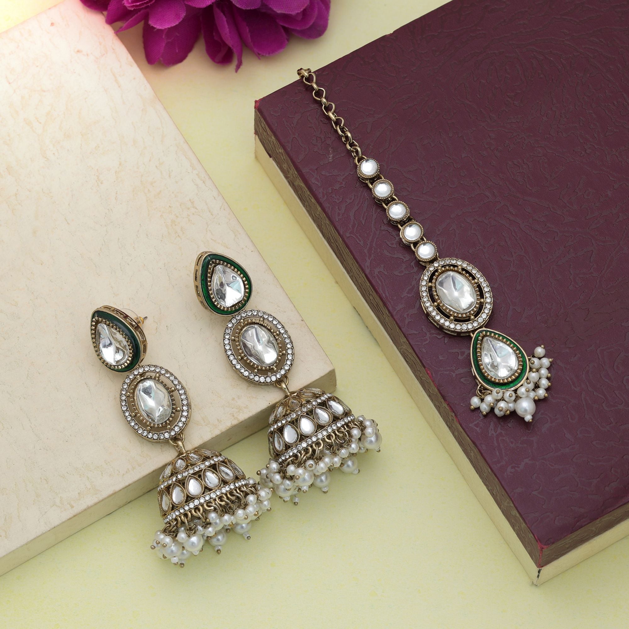 White Color Kundan Earrings Tikka Set Ethnic Artwork