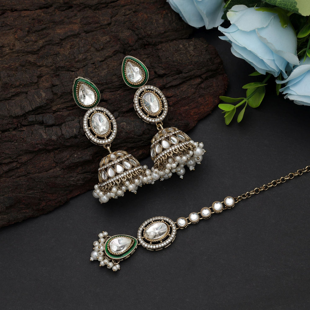 White Color Kundan Earrings Tikka Set Ethnic Artwork