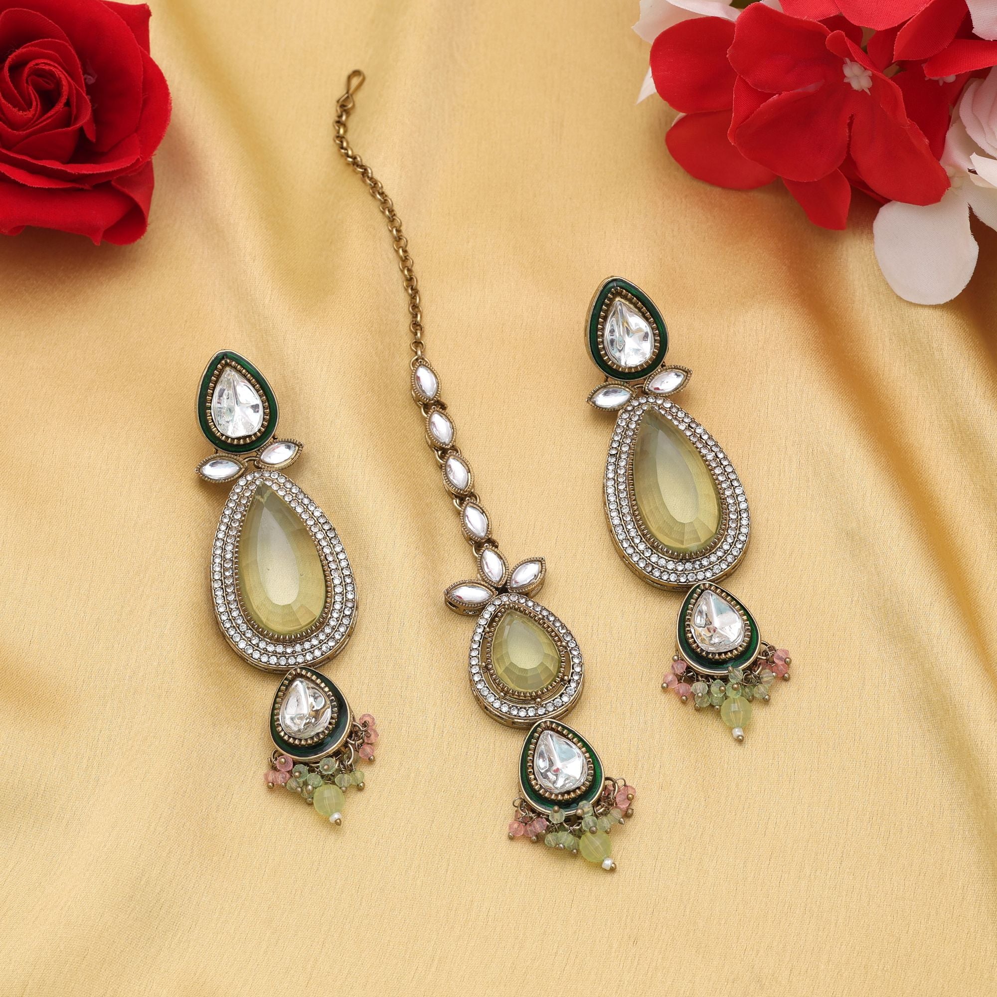 Pink & Pista Green Kundan Earrings Tikka Set Stylish
