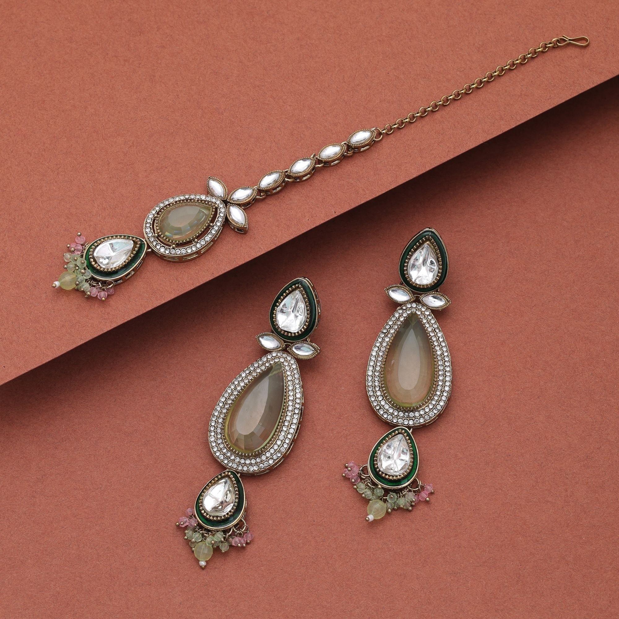 Pink & Pista Green Kundan Earrings Tikka Set Stylish