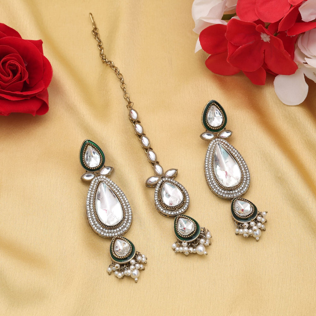 White Color Kundan Earrings Tikka Set Wedding Jewelry