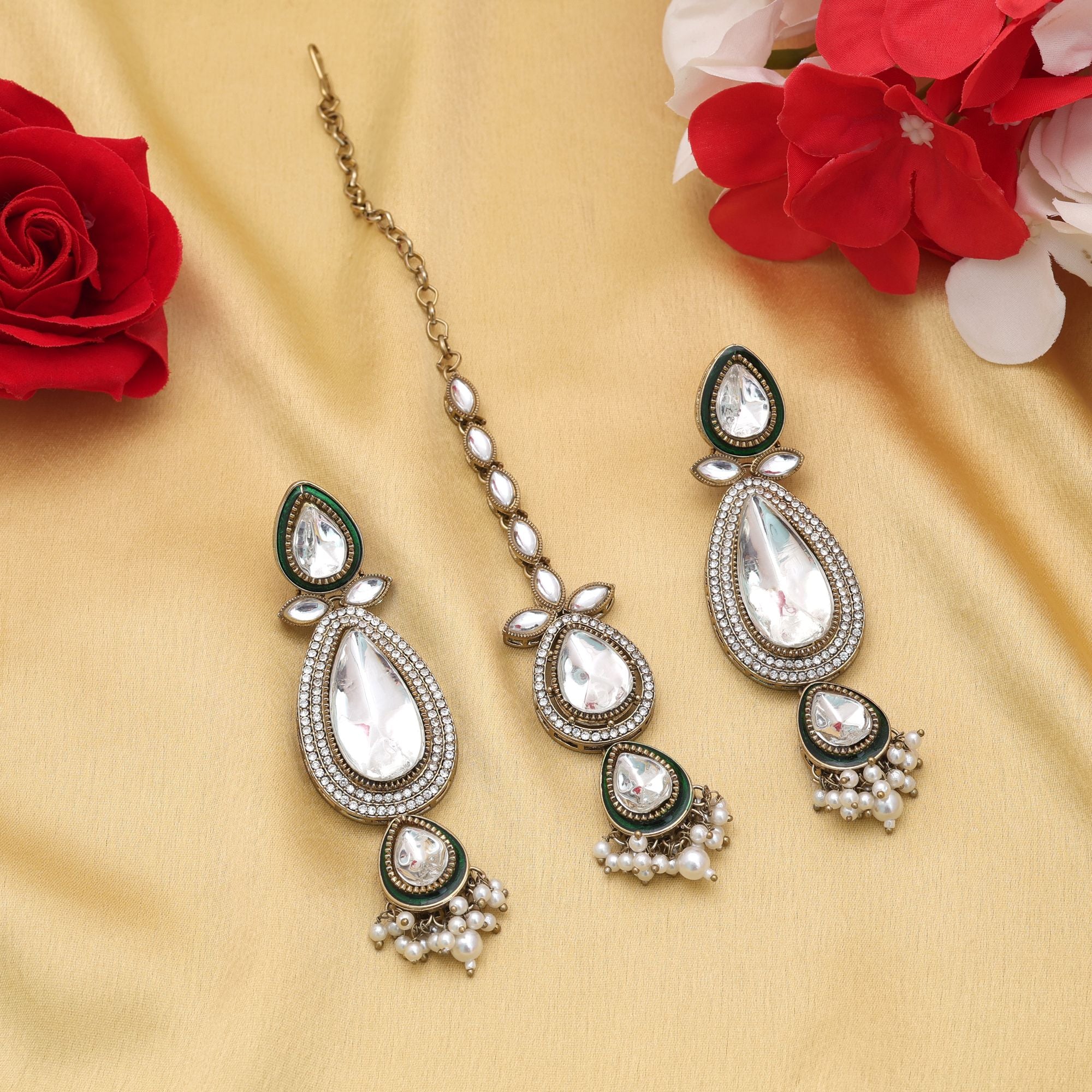 White Color Kundan Earrings Tikka Set Wedding Jewelry