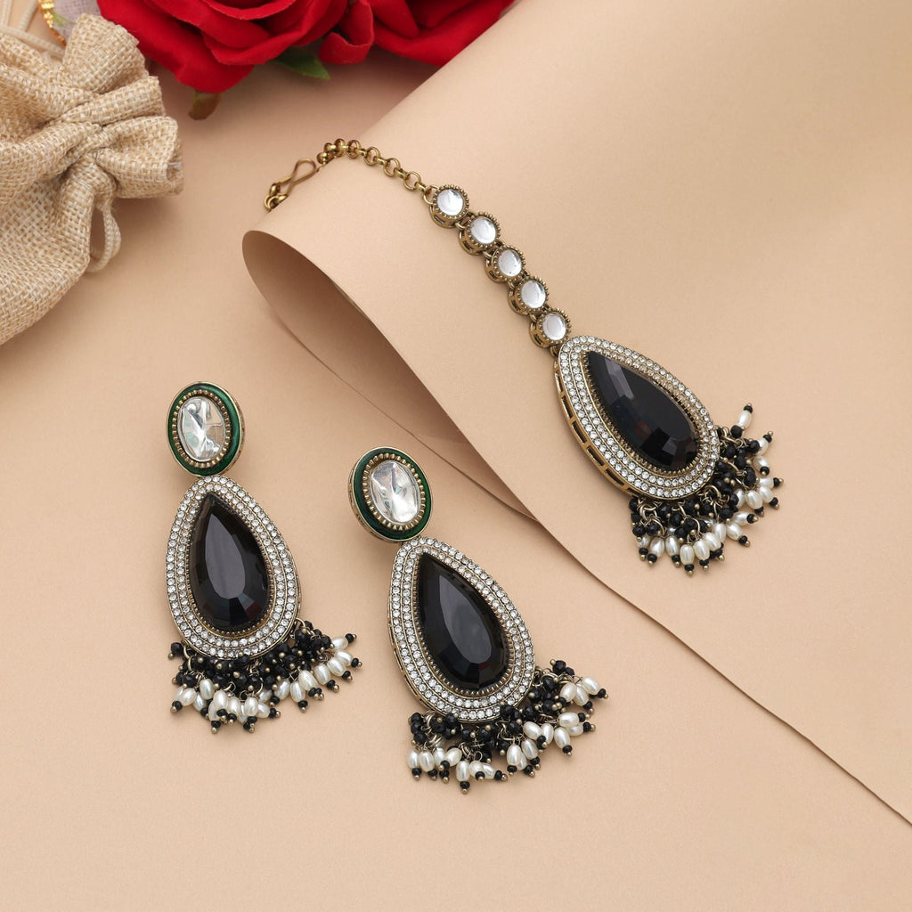 Black Color Kundan Earrings Tikka Set Traditional Fashion