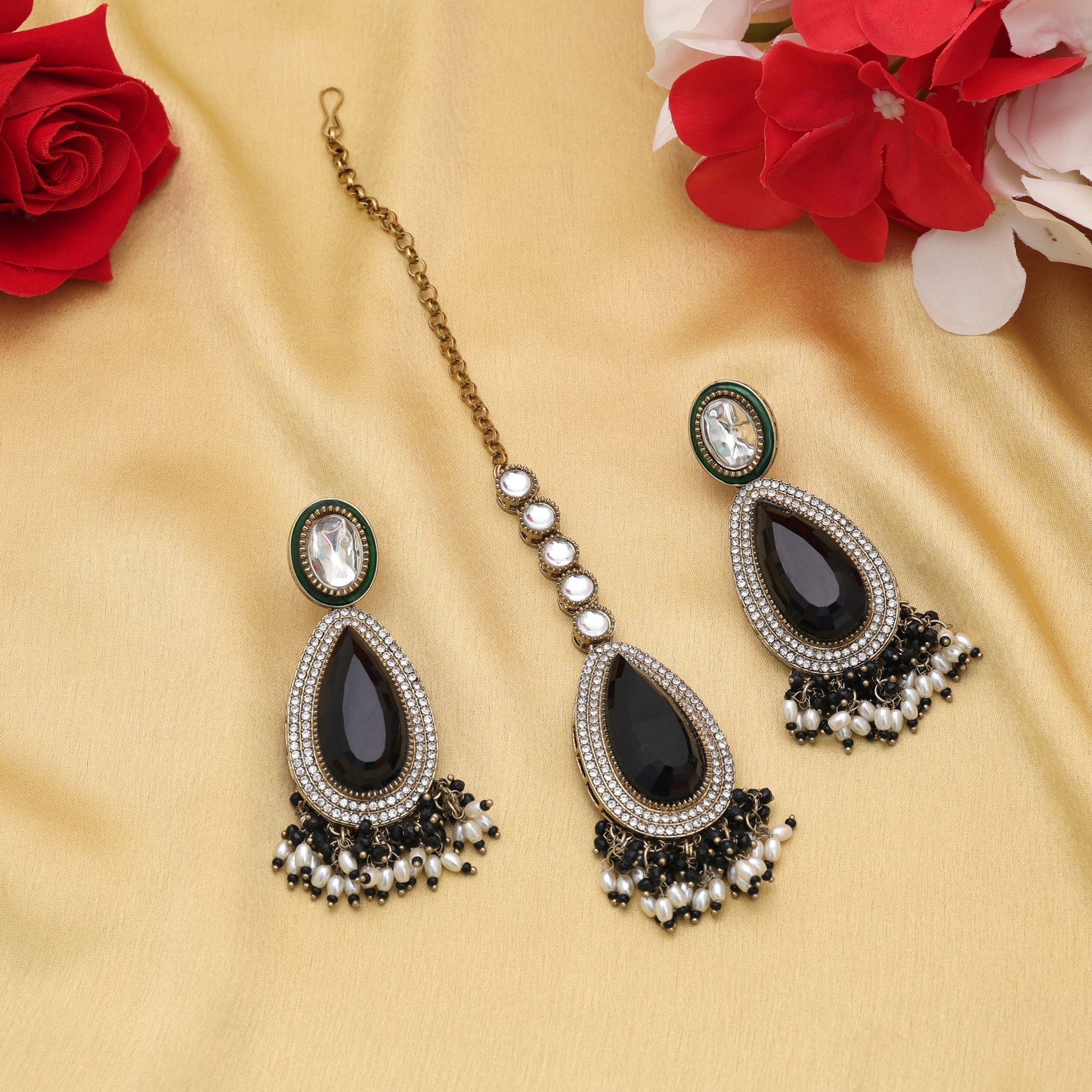 Black Color Kundan Earrings Tikka Set Traditional Fashion