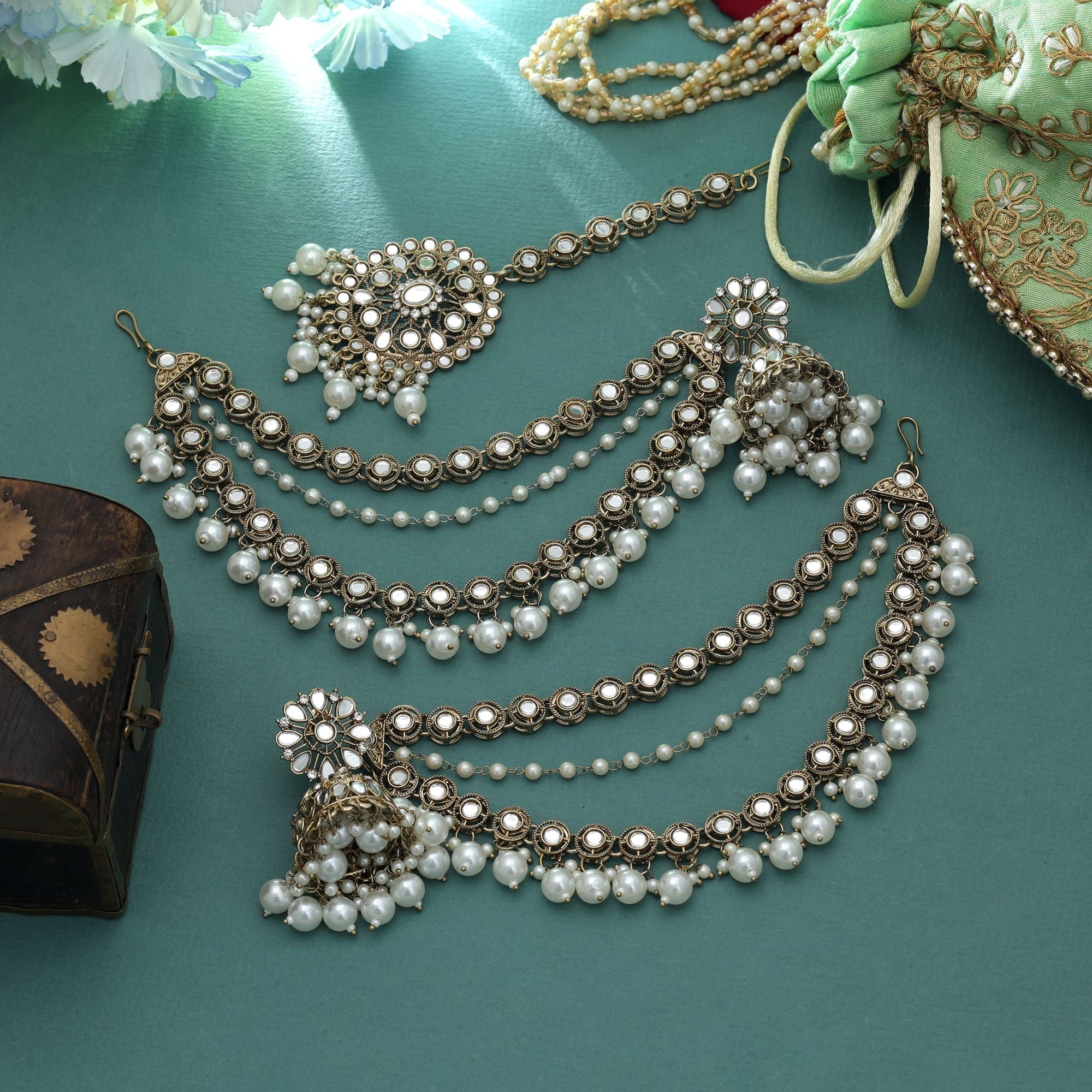 White Color Mirror Kundan Earrings Tikka Set Bridal Wear