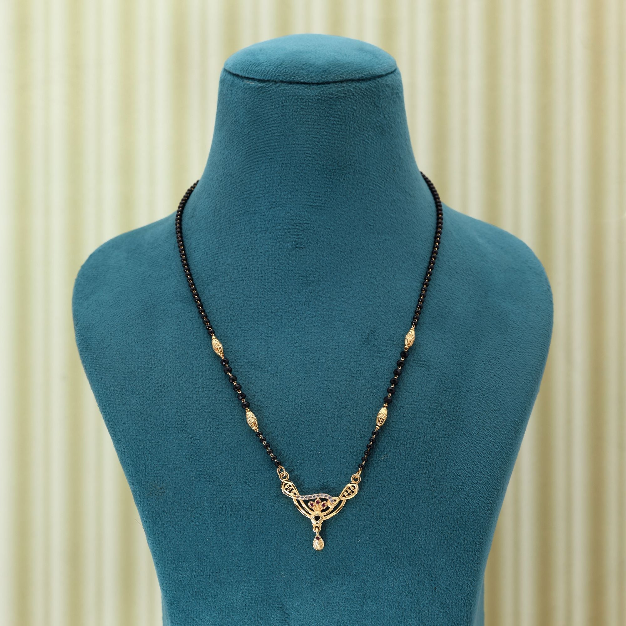 Gold Mangalsutra for Sarees & Ethnic Wear