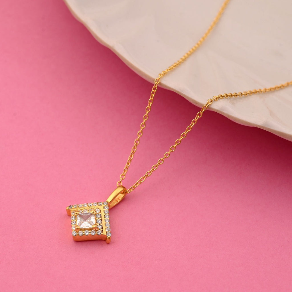 White Color 925 Gold Plated Silver Pendant (OMP109WHT)