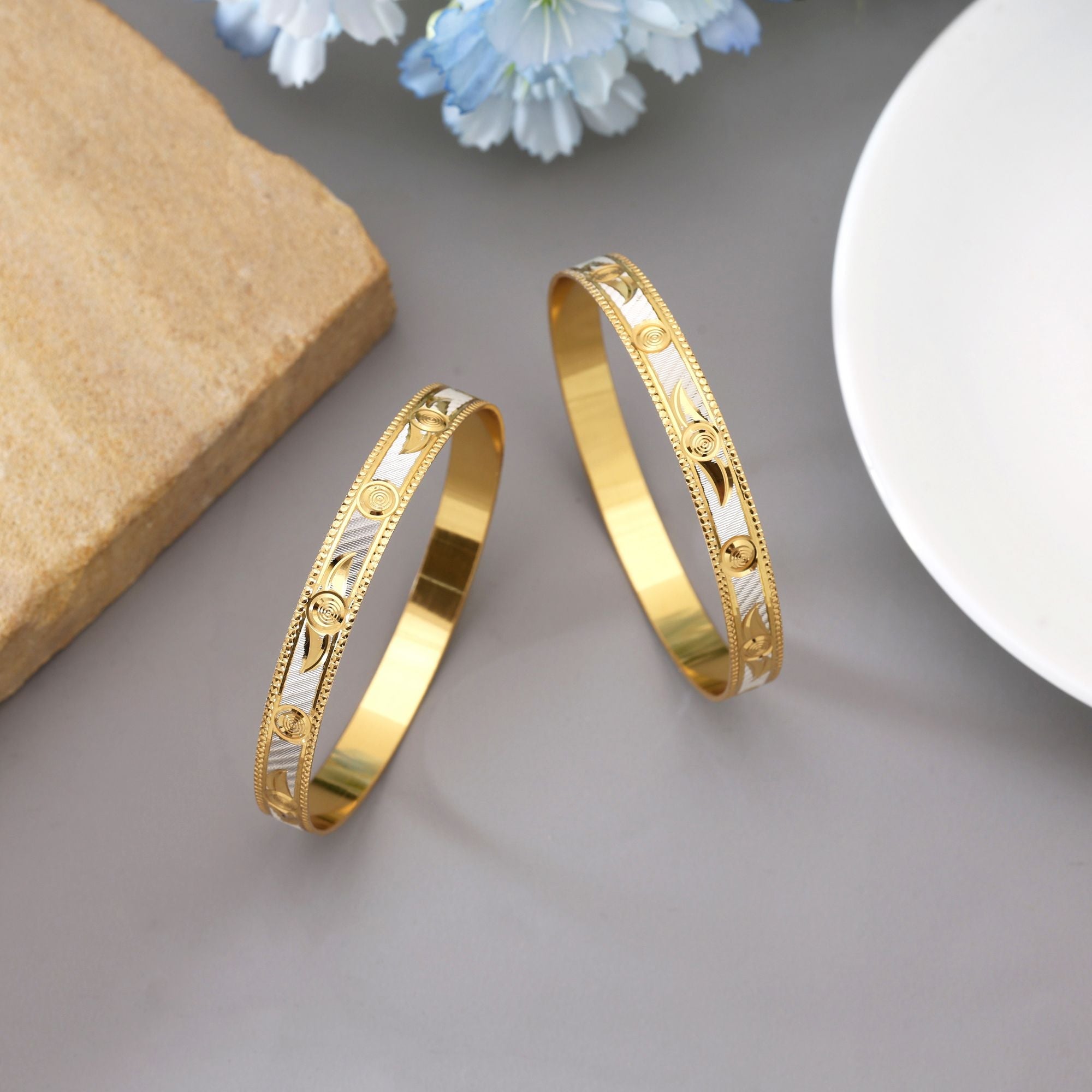 Gold Color 1 Pair Of Fashion Bangle (PLKB136GLD)