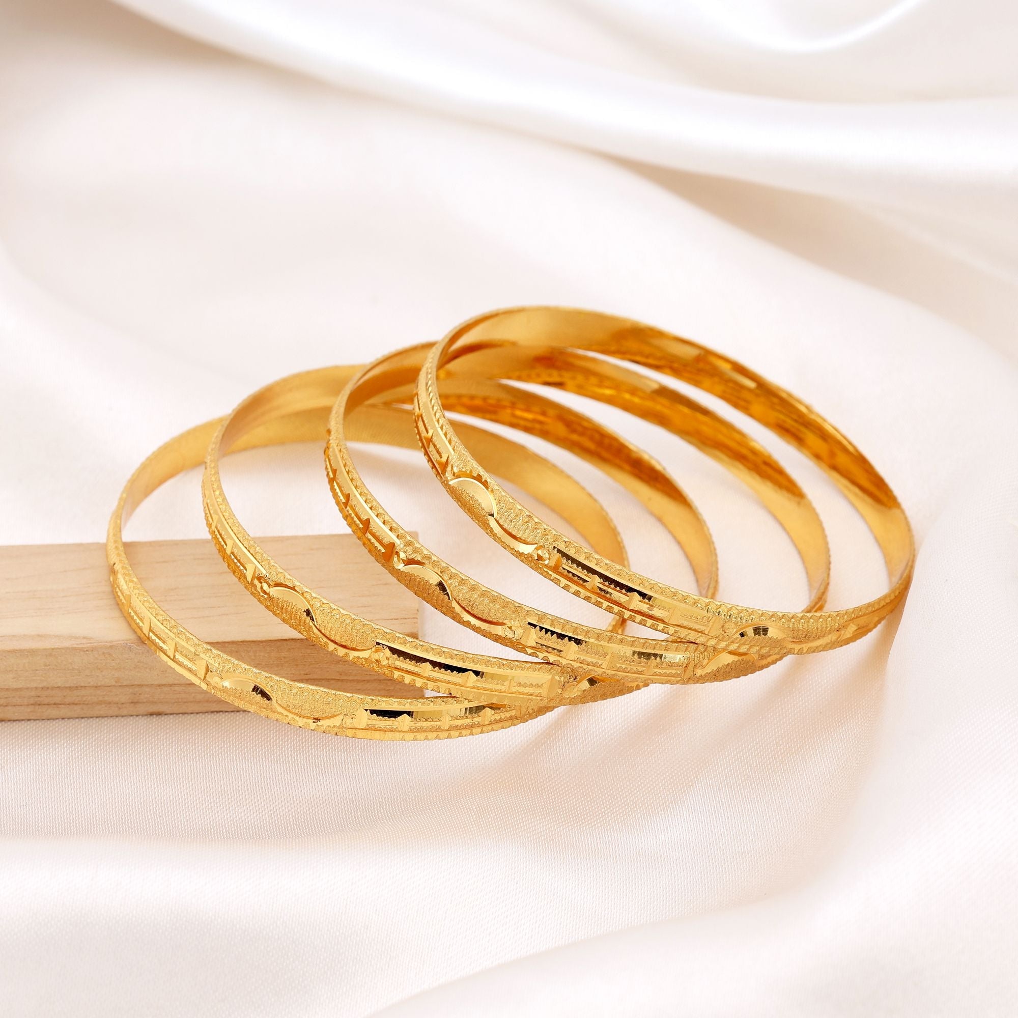 Gold Color 1 Set Of Fashion Bangle (PLKB161GLD)