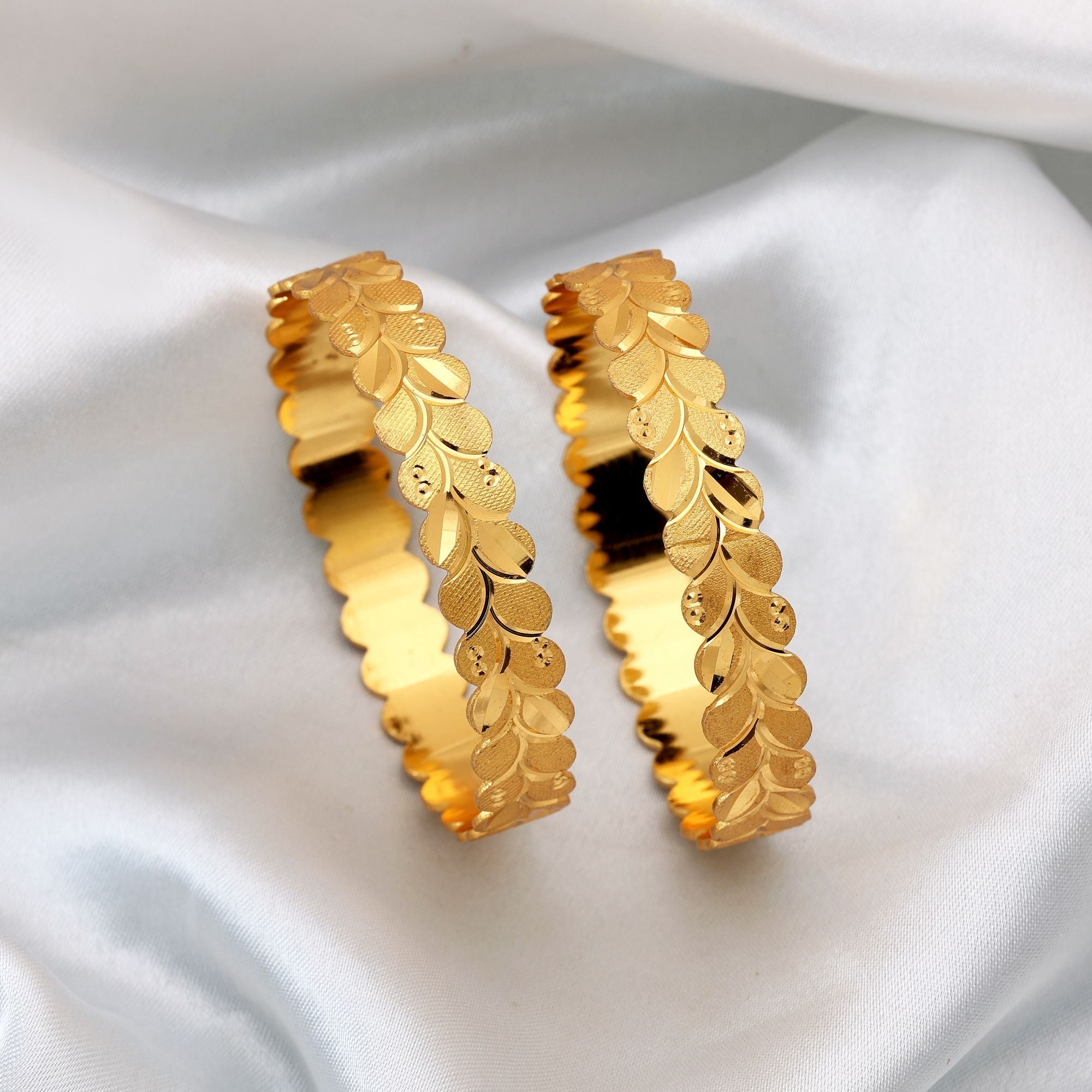 Gold Color 1 Pair Of Fashion Bangle (PLKB164GLD)