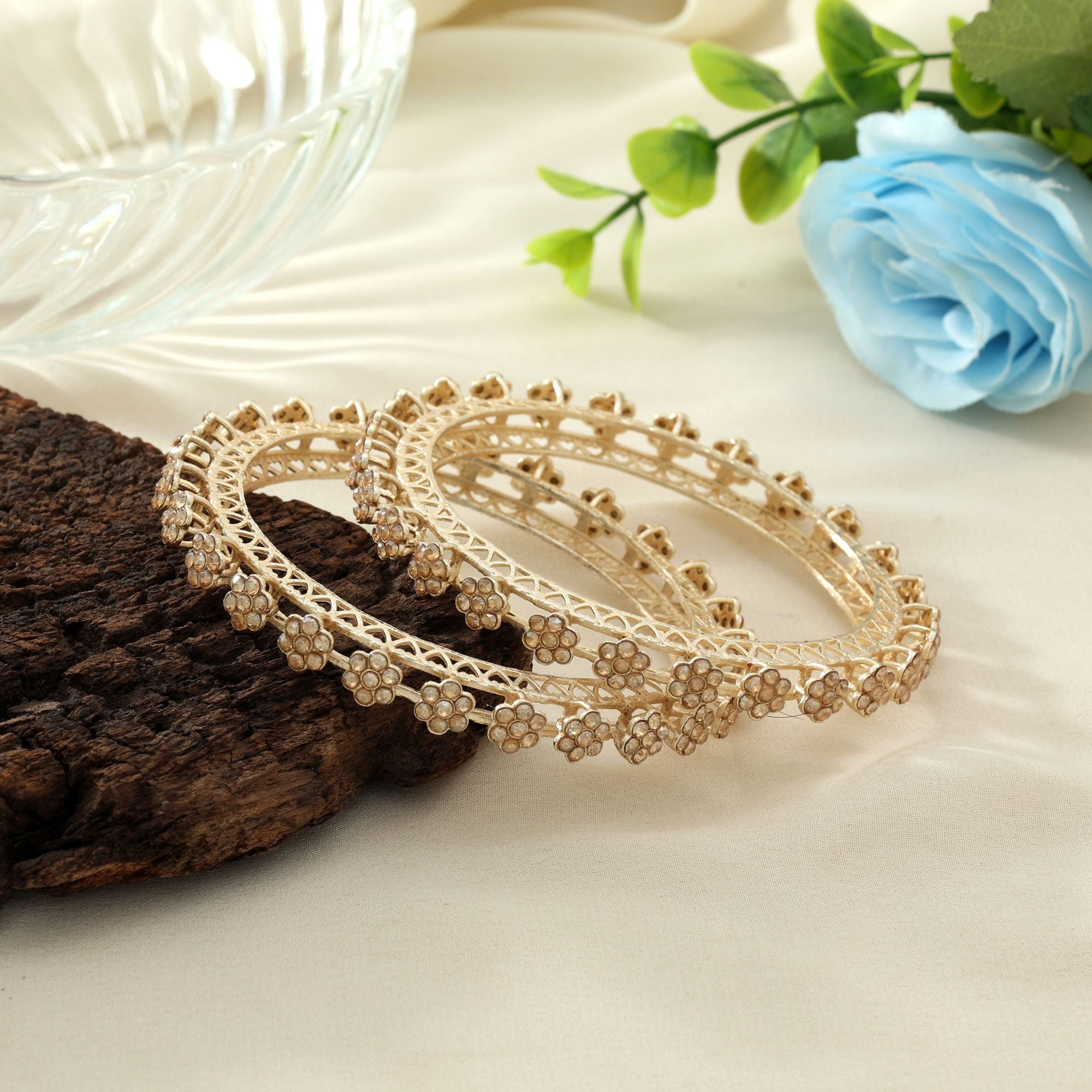 Gold Color 1 Pair Of Fashion Bangle